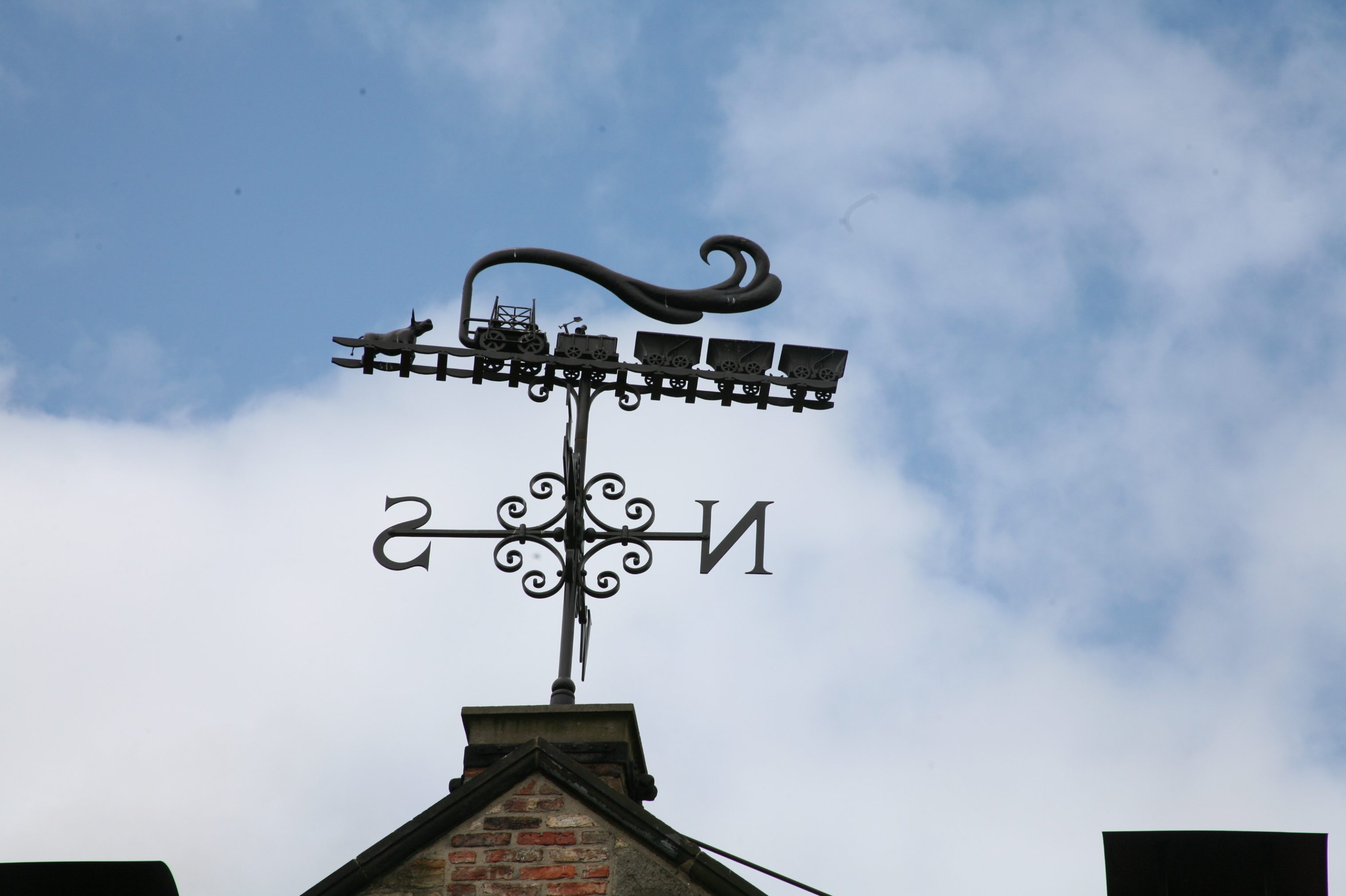Waggonway shed weather vane