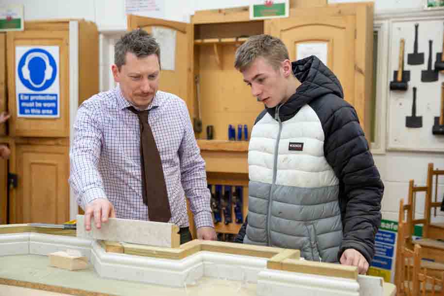 Tutor teaching