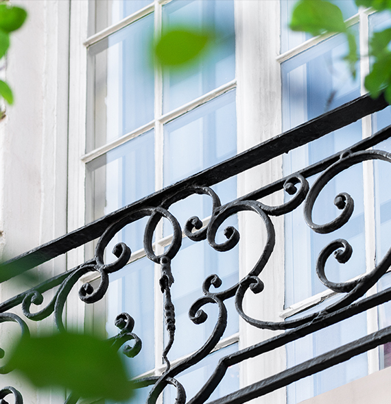 Hakluyt's office in Mayfair